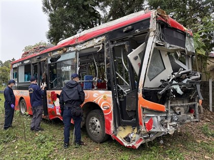 杉林溪遊園車墜邊坡釀死　司機無酒駕、警方運安會勘驗