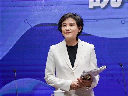 鄭麗君財產申報身價破7億　債務1億5300萬元