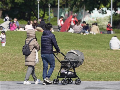 台灣總人口連26個月負成長　2月新生兒6523人創新低
