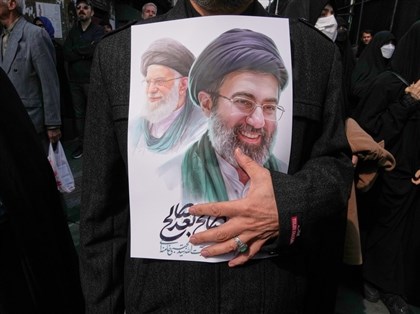 伊朗新最高領袖發布首次談話：持續關閉荷莫茲海峽