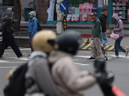 15日清晨局部低溫探10度　下週回溫中南部飆30度