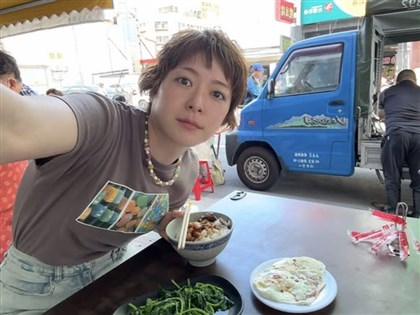 上野樹里現蹤台灣街頭　從台北逛到花蓮熱心阿伯教吃虱目魚湯