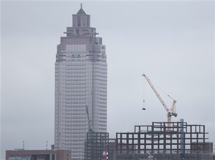 央行放寬房市管制　20日起第2戶購屋貸款成數上限調至6成