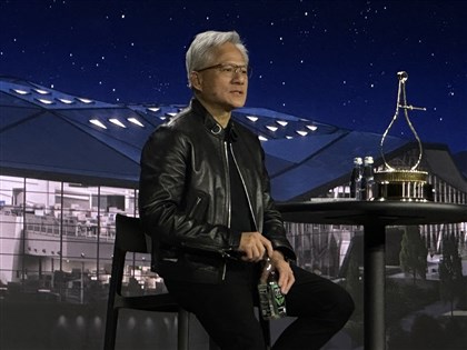 黃仁勳籲科技領袖避免讓民眾恐懼AI　罕見談台灣敏感議題