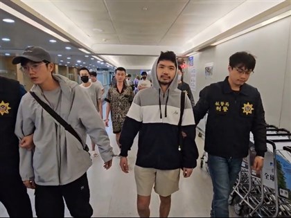 晚安小雞柬埔寨刑畢遣返回台　因案通緝被逮捕歸案