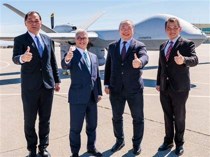 MQ-9B無人機首批2架在美交機　徐斯儉出席典禮