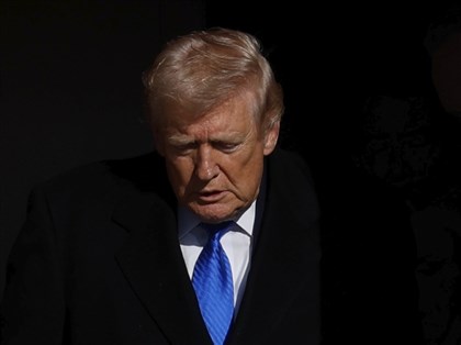 油價飆漲及民眾反對伊朗戰爭　川普支持率創回任新低