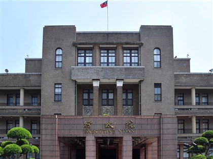 軍公教有望加薪？政院：依財經指標綜合評估