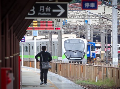台鐵電車線故障樹林至鶯歌搶通單線　部分區間車截短或停駛
