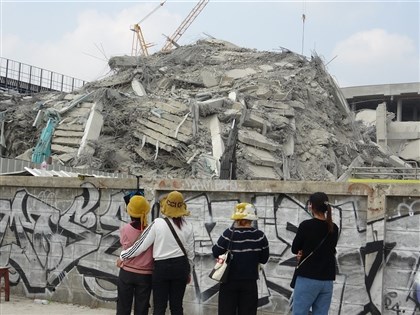 泰媒：曼谷大樓地震倒塌滿一年　未有任何官員遭懲處