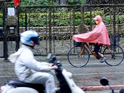 一週3波鋒面襲台　清明連假中部以北防大雨