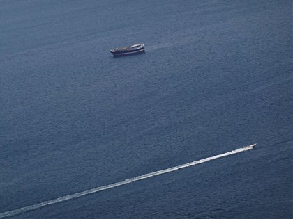 川普揚言毀能源設施惹議　伊朗擬收荷莫茲過路費反制