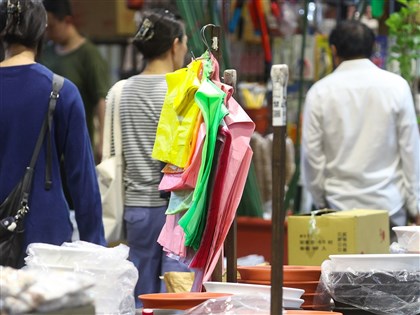 塑膠袋短缺有解　中油承諾供料台塑台聚全力配合生產