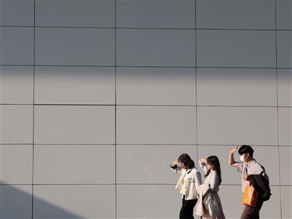 今各地暖如夏4縣市防36度高溫 吳德榮:北台灣4/1轉涼