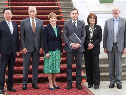 早安世界》美參議員匡希恆：支持台灣特別國防預算　華府都在關注