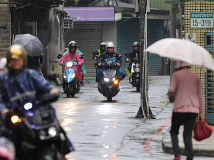 3波鋒面接力報到　清明連假中部以北防局部大雨
