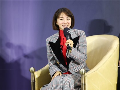 滿島光宣布與男模淺野啟介結婚　同步公開懷孕消息