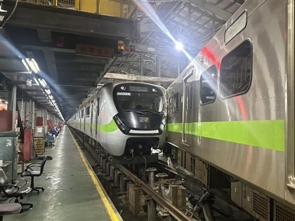 七堵調車場電聯車相撞出軌　台鐵運安處調查原因