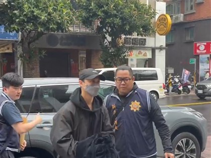 閃兵案第4波搜索 警方拘提藝人「王子」邱勝翊