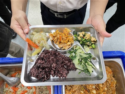 新北跟進國中小免費營養午餐　8/31起實施