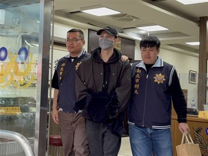 藝人王子邱勝翊涉閃兵　認花錢偽造高血壓移送複訊