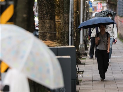 清明連假鋒面接力　4日台南以北防局部大雨