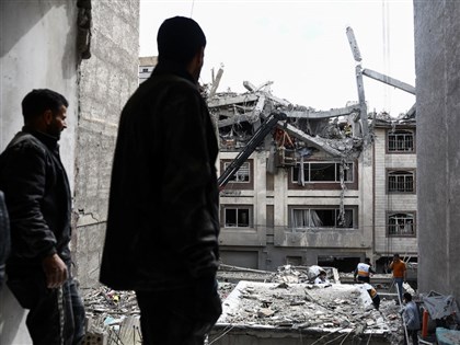 中東戰爭第34天》川普稱伊朗最高橋梁被毀　最新發展一次看