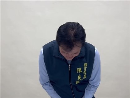 台南亞太球場場外設攤爭議　體育局長致歉：公開招商才符程序