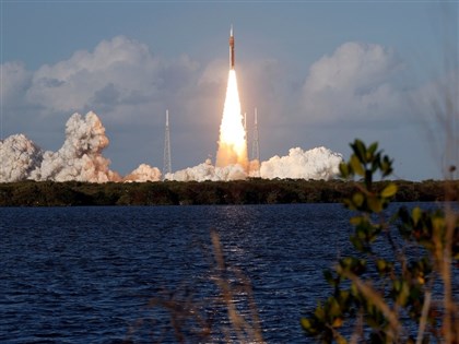 阿提米絲2號脫離地球軌道　展開10天繞月任務