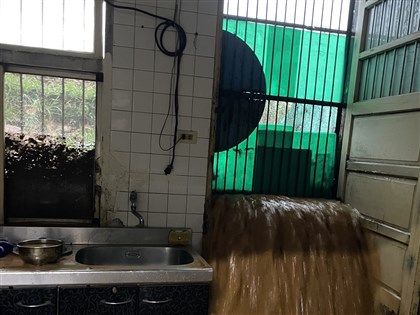 氣象署發布豪雨特報　苗栗縣防大豪雨