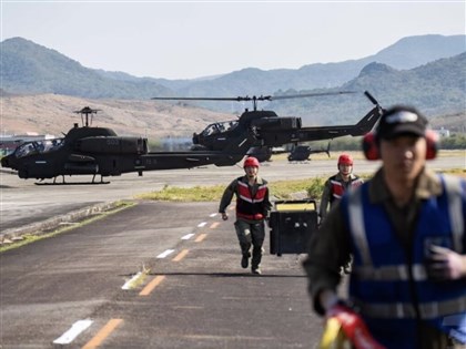 陸軍602旅實彈射擊　地勤專業掛彈成最強後盾