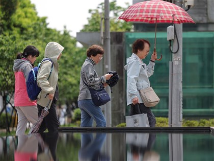 清明節降雨減緩　吳德榮：7日鋒面再南下防雷陣雨