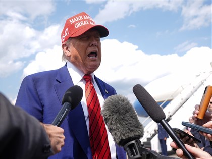 川普重申開放海峽　揚言4/7打擊伊朗發電廠與橋梁