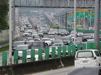 估午後湧現北返車潮　國道北向13路段恐壅塞