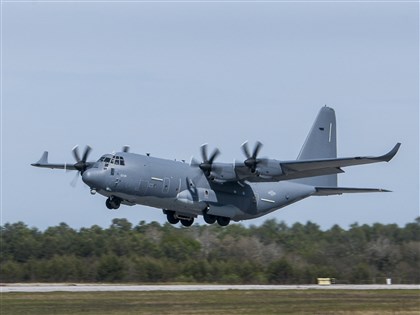 早安世界》美軍F-15E另1機員獲救 過程動用欺敵戰術與大量資源