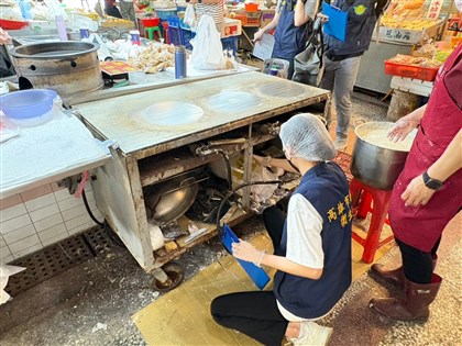 高雄春捲疑食物中毒案增至157人　患者病況穩定