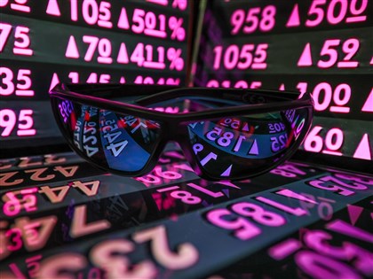 股王信驊大漲1145元攻漲停12615元　再創台股新紀錄