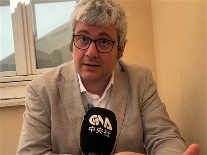 鄭麗文訪中 義大利專家:中國運用國民黨操作資訊戰