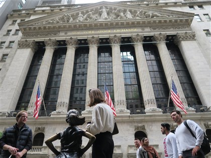 美伊停火激勵市場　美股收紅道瓊大漲逾1300點