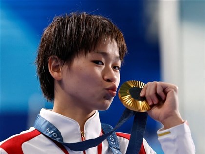 中國跳水奧運金牌全紅嬋遭網暴  官媒指細節令人不寒而慄