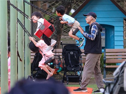 台灣總人口連27個月負成長　3月出生數止跌