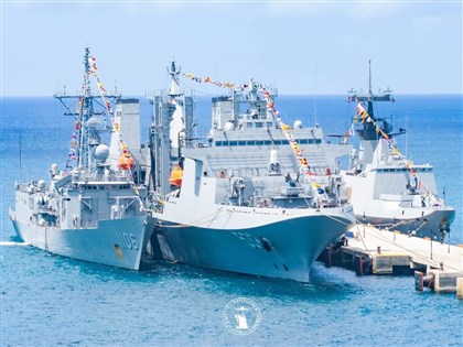 海軍敦睦艦隊抵友邦聖克里斯多福訪問
