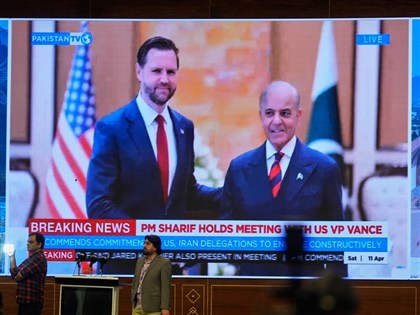 美國伊朗和平談判首日　雙方晤巴基斯坦總理、以色列續襲黎巴嫩南部