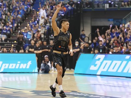 PLG林志傑引退賽首戰心情複雜　開心拿到團隊勝利