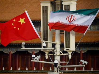 川普示警：若中國軍援伊朗　將加徵50%關稅