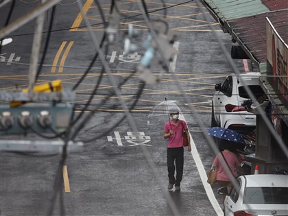 東北季風減弱降雨趨緩　23日鋒面到全台都可能下雨