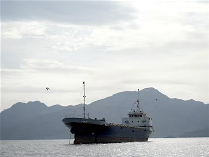 伊朗軍方宣布再度關閉荷莫茲海峽　稱因美國仍封鎖港口