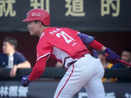 李凱威低調登味全龍選球王　看中職紀錄「難度高」