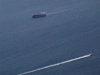 美伊報復性互祭封鎖令　荷莫茲海峽癱瘓僅4船通過