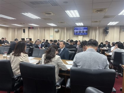 賴總統暫緩出訪史瓦帝尼　立院外委會通過臨時提案譴責中國脅迫
